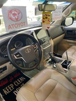 تويوتا لاندكروزر